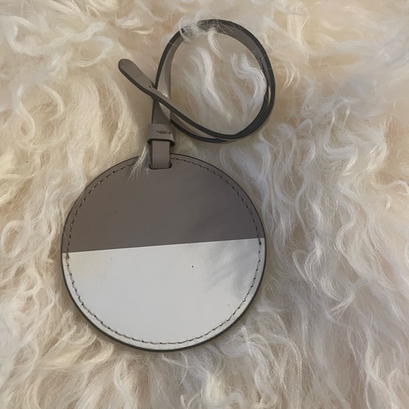 Kate Spade Leather Keychain - Picture 8 of 8